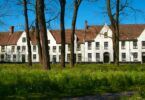 Begijnhof (Beguinage) in Bruges