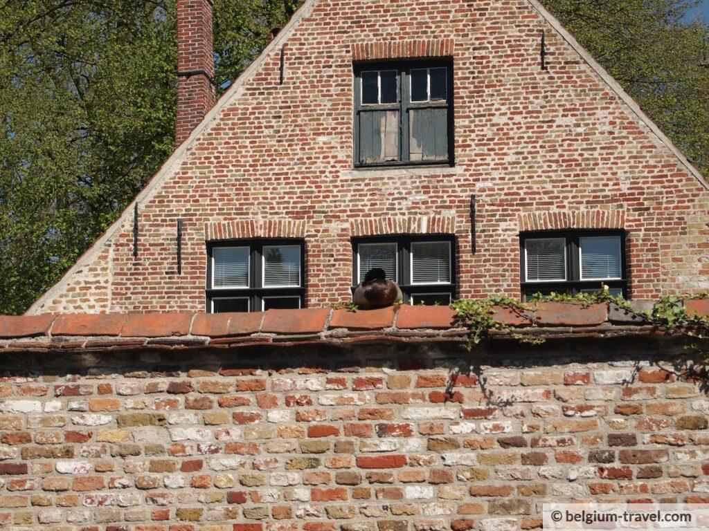 Begijnhof (Beguinage) in Bruges
