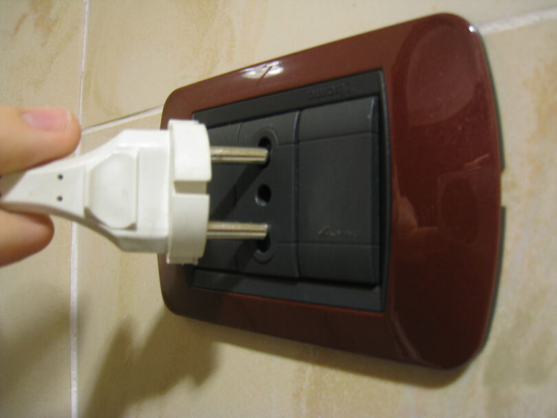 Defeating the safety of the high amp europlug