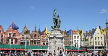 grote-markt-bruges - 1